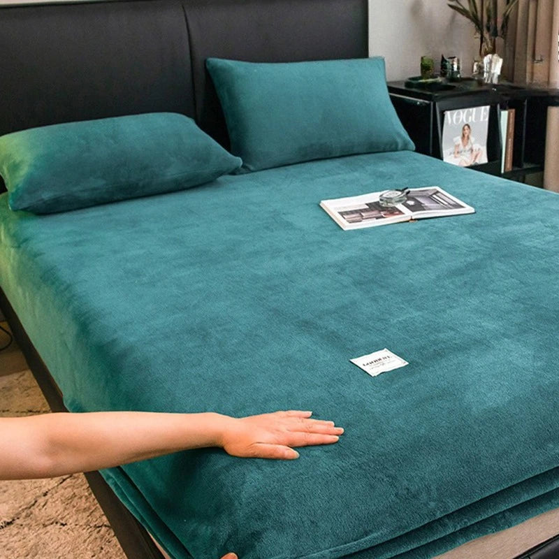 Luxury Milk Velvet Fitted Sheet – Ultra-Soft & Stylish Bedding Essential!