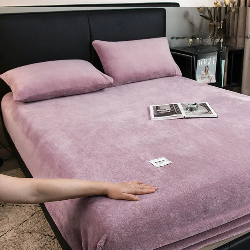 Luxury Milk Velvet Fitted Sheet – Ultra-Soft & Stylish Bedding Essential!