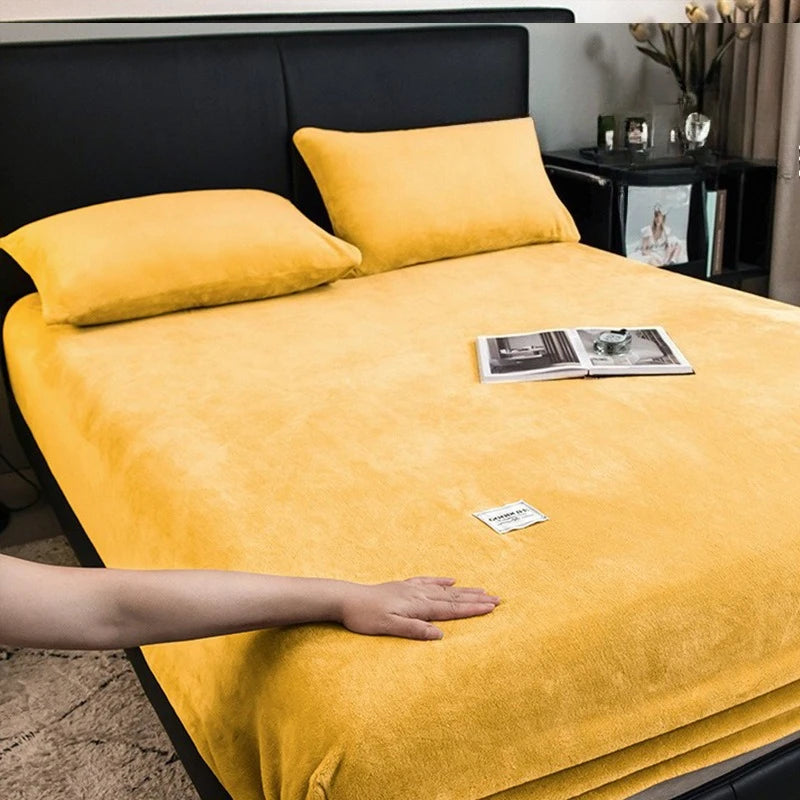 Luxury Milk Velvet Fitted Sheet – Ultra-Soft & Stylish Bedding Essential!