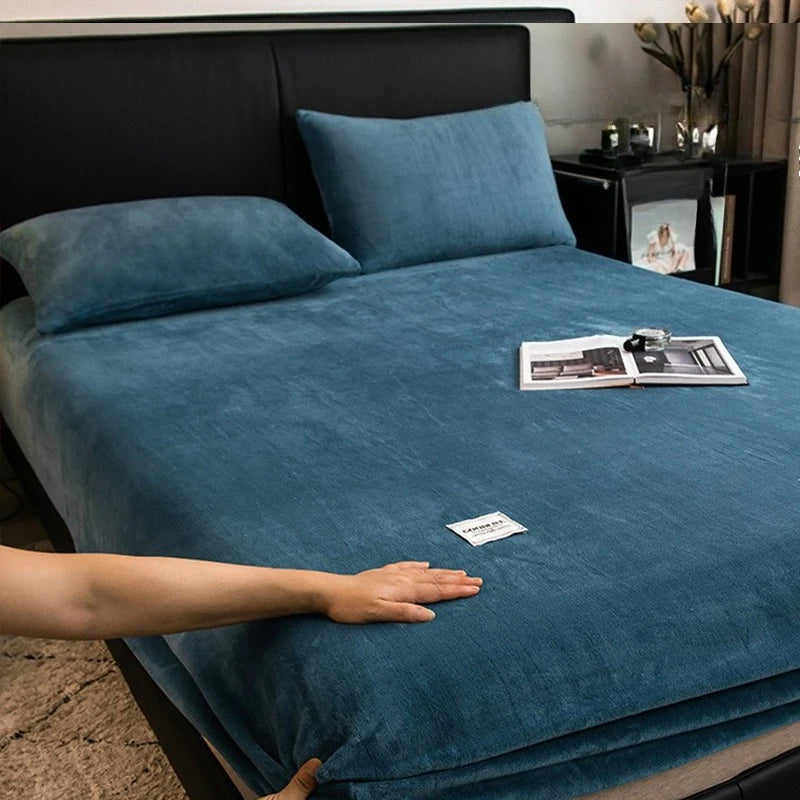 Luxury Milk Velvet Fitted Sheet – Ultra-Soft & Stylish Bedding Essential!