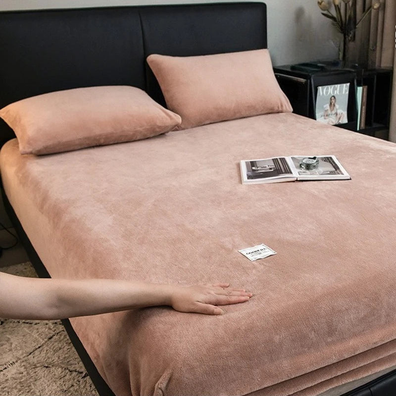 Luxury Milk Velvet Fitted Sheet – Ultra-Soft & Stylish Bedding Essential!