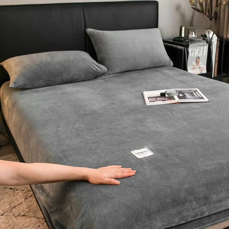 Luxury Milk Velvet Fitted Sheet – Ultra-Soft & Stylish Bedding Essential!